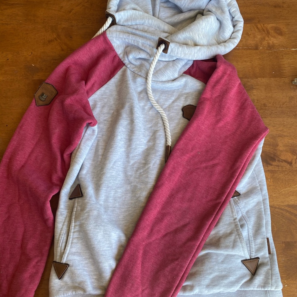 Naketano hoodie💕